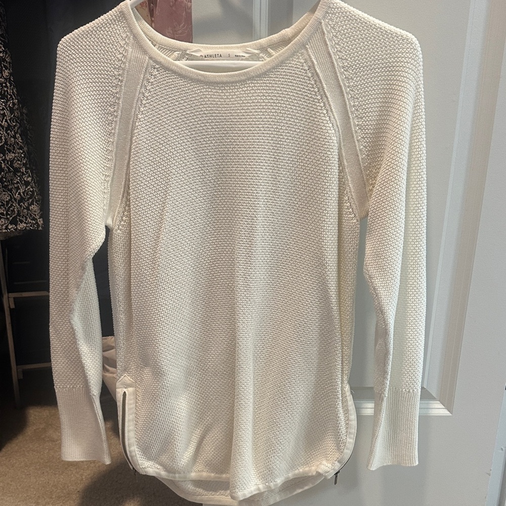 Athleta White Knit Long Sleeve Sweater